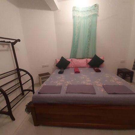 Weerakoon Garden Guest Hotel Hikkaduwa Luaran gambar