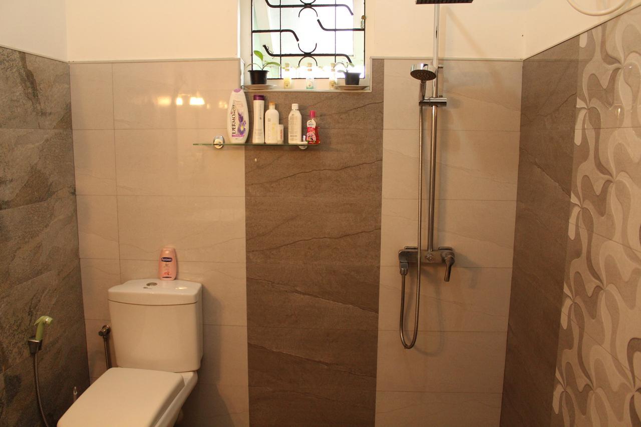 Weerakoon Garden Guest Hotel Hikkaduwa Luaran gambar