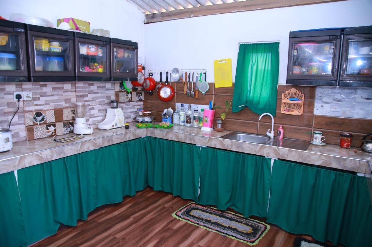 Weerakoon Garden Guest Hotel Hikkaduwa Luaran gambar